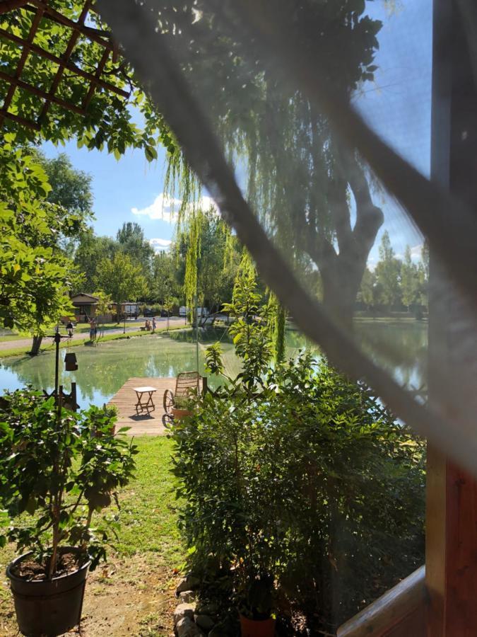 Chalet B&B Laghetti Martina Crevalcore Ngoại thất bức ảnh