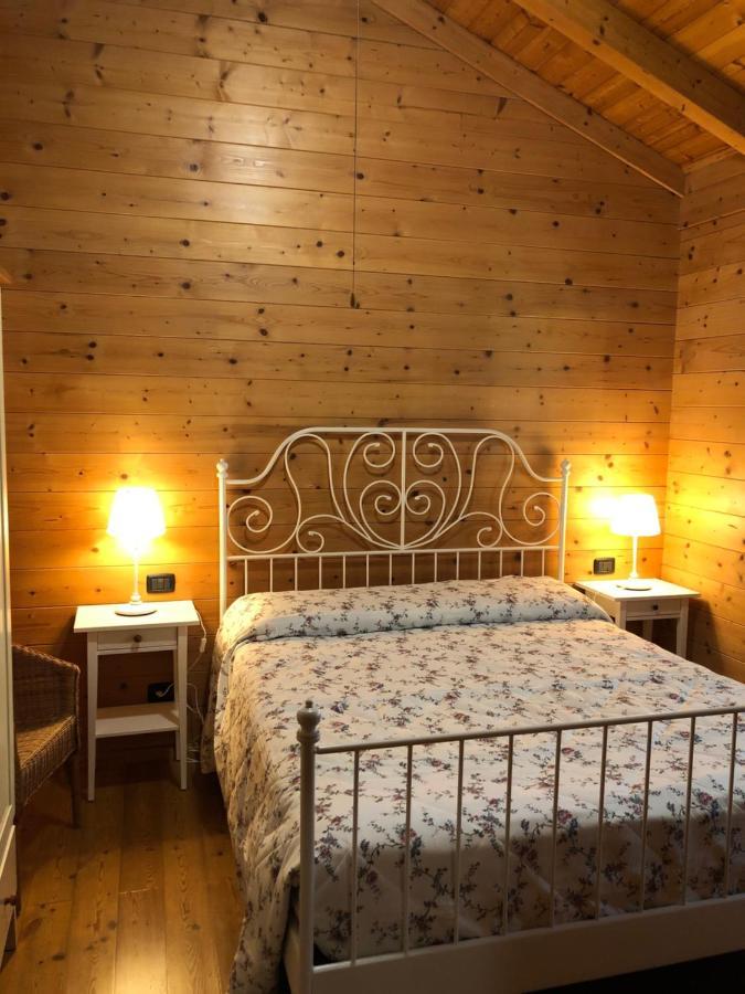 Chalet B&B Laghetti Martina Crevalcore Ngoại thất bức ảnh